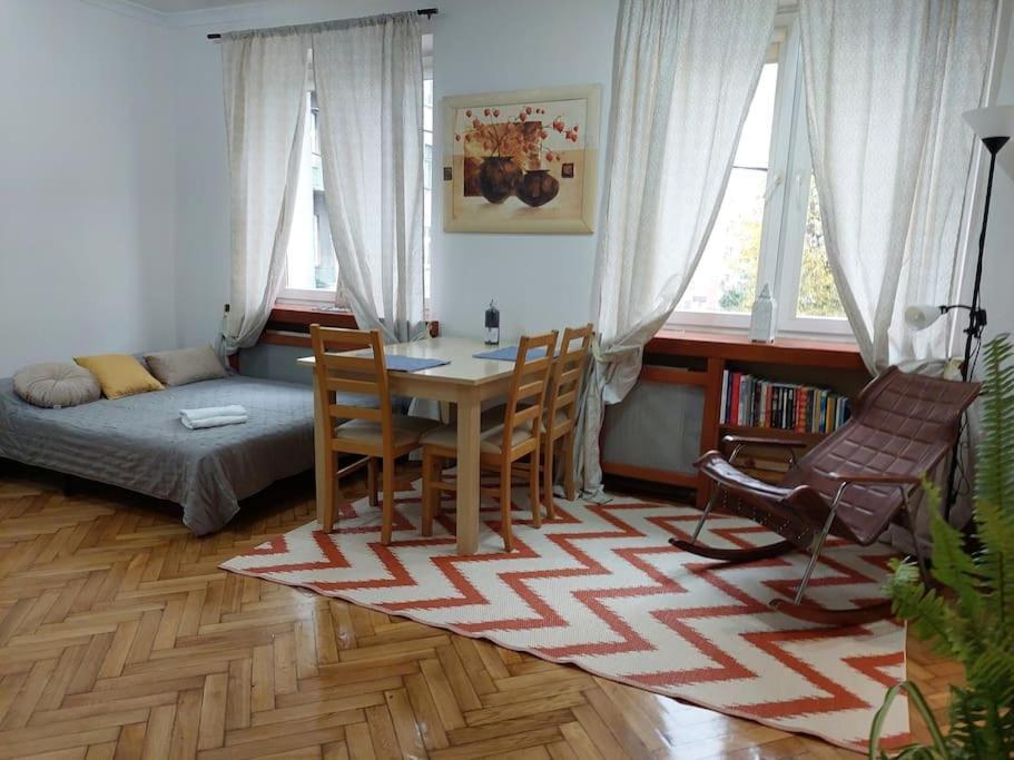 Domin Domin Daire Çestohova Dış mekan fotoğraf